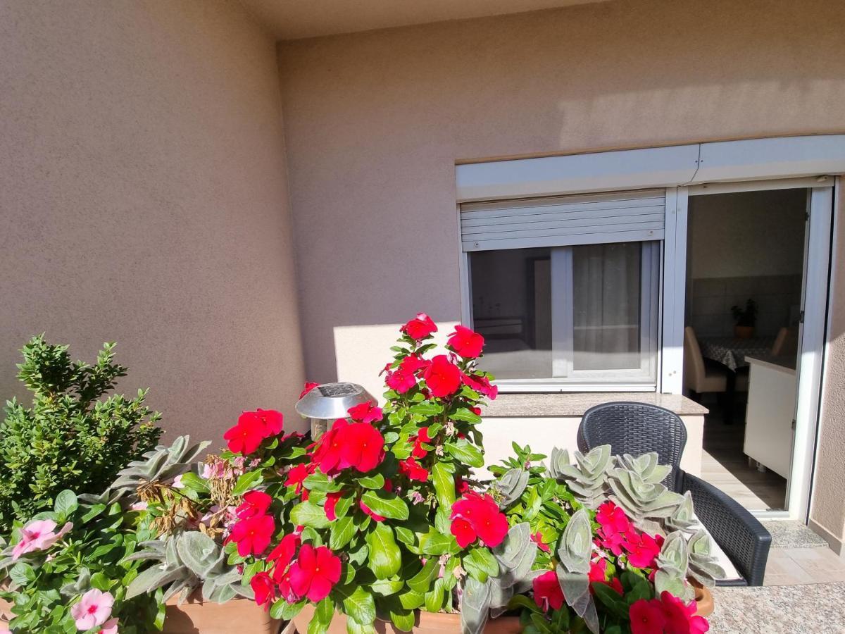 Apartmani Stadion Zadar Bagian luar foto
