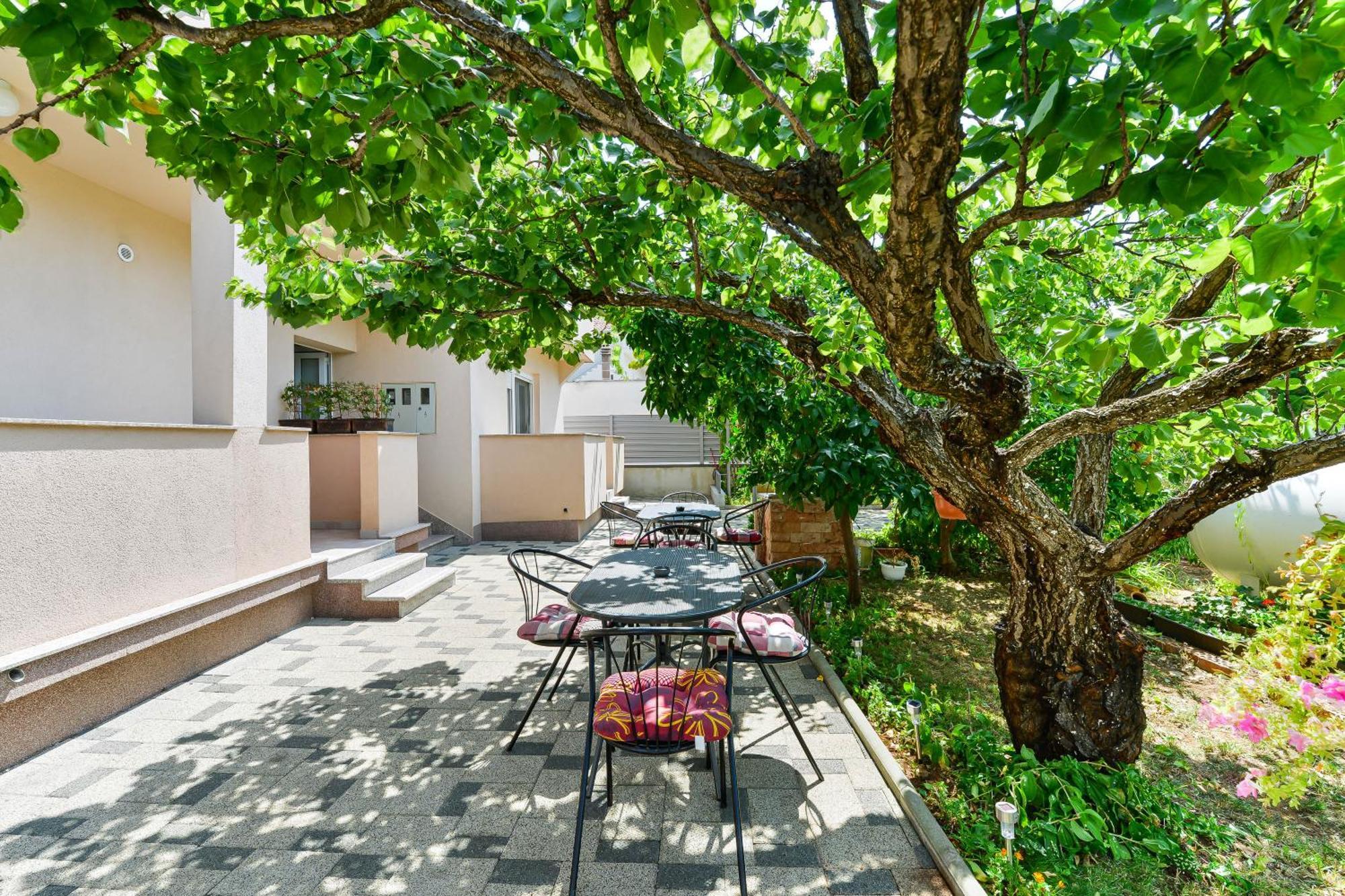 Apartmani Stadion Zadar Bagian luar foto