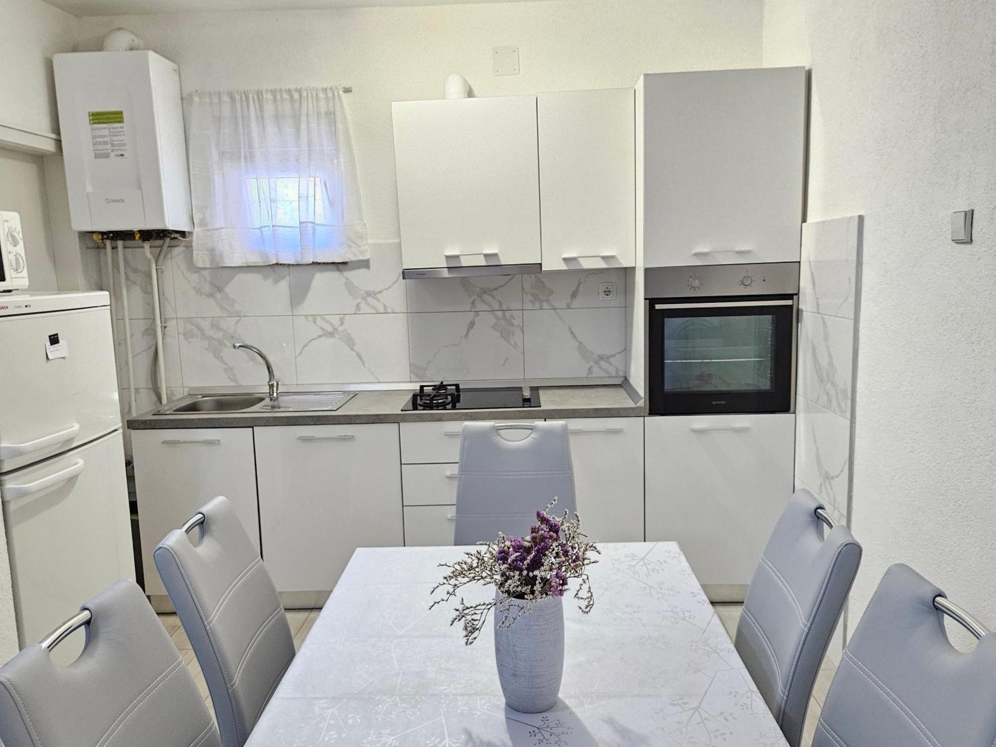 Apartmani Stadion Zadar Ruang foto